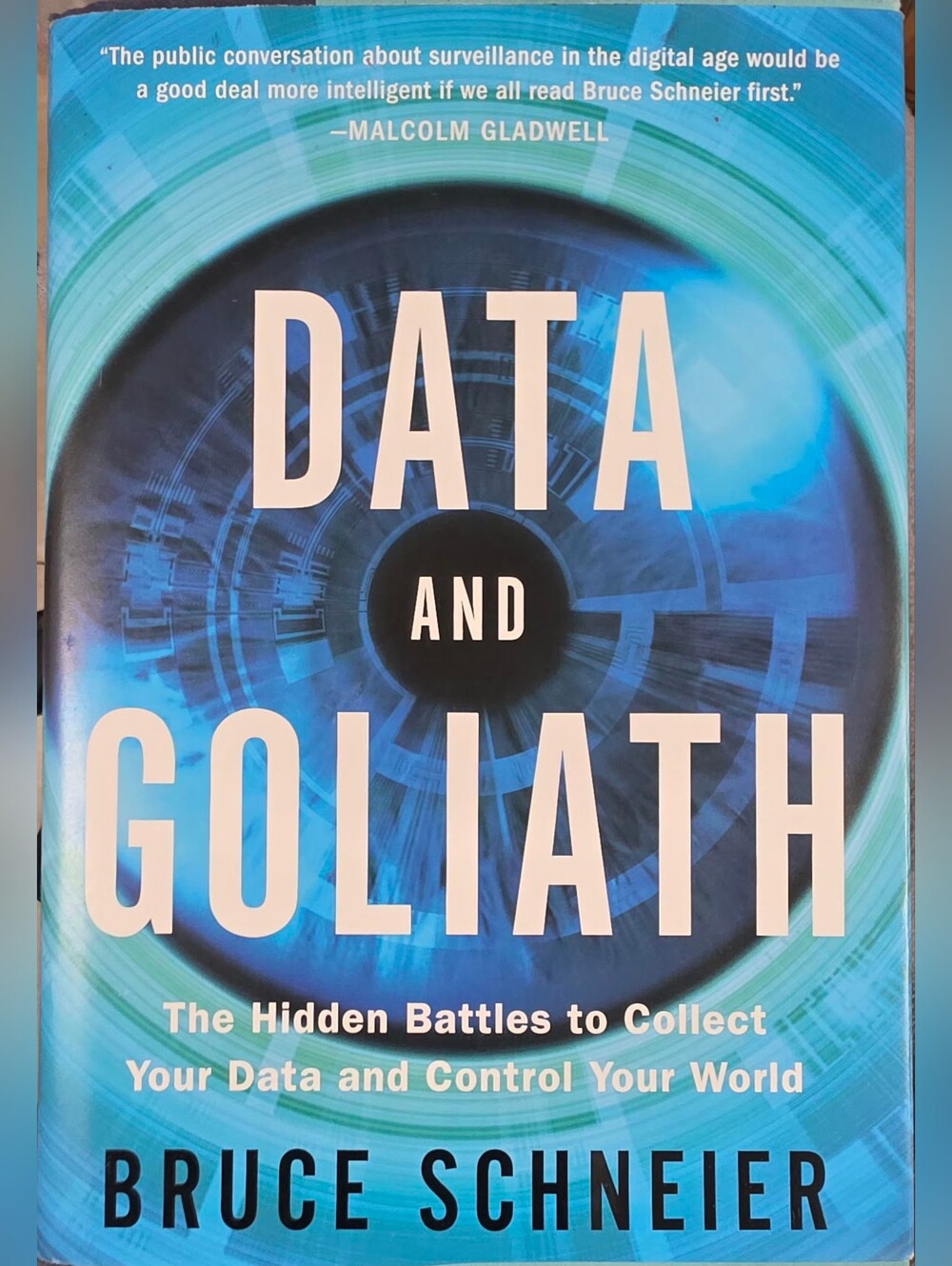 Data and Goliath — (Blue Cover)